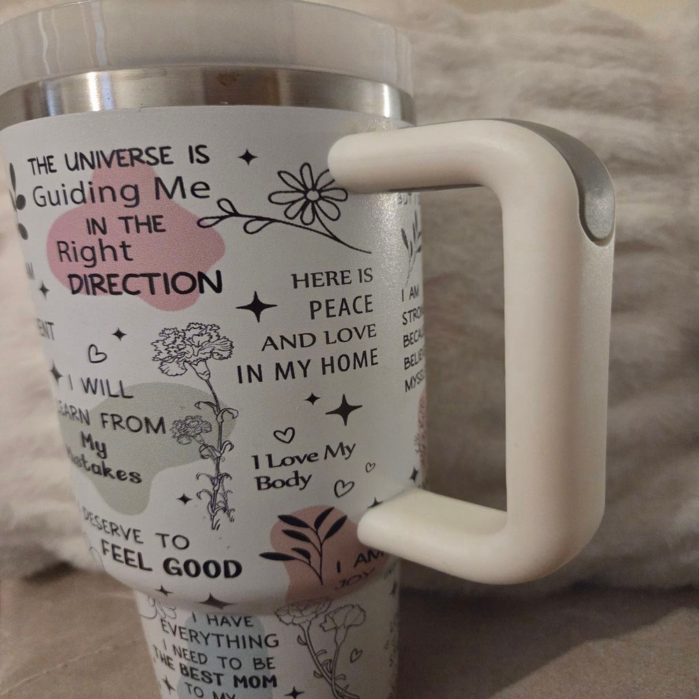 Mom Daily Affirmations Water Bottle & Thermos 40oz , White with Pink Accents - Picture 4 of 13